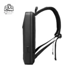 تصویر اختصاصی از نمای کناری کوله‌پشتی بنج کد ۷۶۸۲ در رنگ مشکی