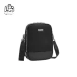 تصویر اختصاصی از نمای جلو و کناری کیف دوشی بنج کد qd۷۵۱ در رنگ مشکی
