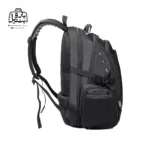تصویر اختصاصی از نمای کناری کوله‌پشتی بنج کد ۱۹۰۵ در رنگ مشکی