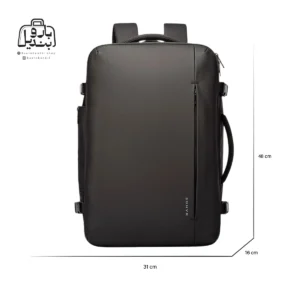 تصویر اختصاصی از نمای جلوی کولهپشتی بنج کد ۸-۱۹۰۹ در رنگ مشکی همراه با سایزبندی