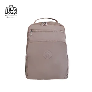 تصویر اختصاصی از نمای جلوی کوله‌پشتی بوبو کد ۱۳۰۴ در رنگ نسکافه‌ای