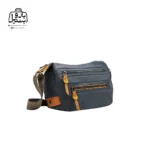 تصویر اختصاصی از نمای جلو وکناری کیف دوشی فوور کد 2596-01 در رنگ طوسی