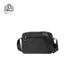 تصویر اختصاصی از نمای پشتی کیف دوشی فوور کد 2961-03 در رنگ مشکی