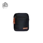 تصویر اختصاصی از نمای جلوی کیف دوشی ولنتیر کد 1821-02 در رنگ مشکی