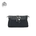 تصویر اختصاصی از نمای جلوی کیف دوشی زنانه دنیز جنوا کد ۰۰۹۲ در رنگ مشکی