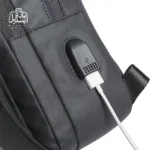 تصویر اختصاصی از پورت usb بادی‌ بگ (کراس بادی) بنج کد ۲۲۰۰۲ در رنگ مشکی