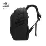 تصویر اختصاصی از نمای کناری کوله‌پشتی بنج کد fw۲۲۵ در رنگ مشکی