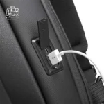 تصویر اختصاصی از پورت usb بادی‌ بگ (کراس بادی) بنج کد ۷۲۵۶ در رنگ مشکی