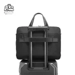 تصویر اختصاصی از قابلیت اتصال به چمدان کیف دستی بنج کد ۸۰۲۹ در رنگ مشکی